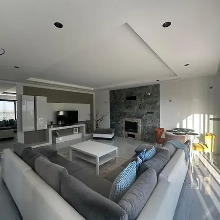 Private Pool For Daily Rent In * Kusadasi