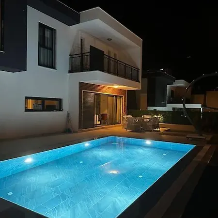 Private Pool For Daily Rent In * كوشاداسيه