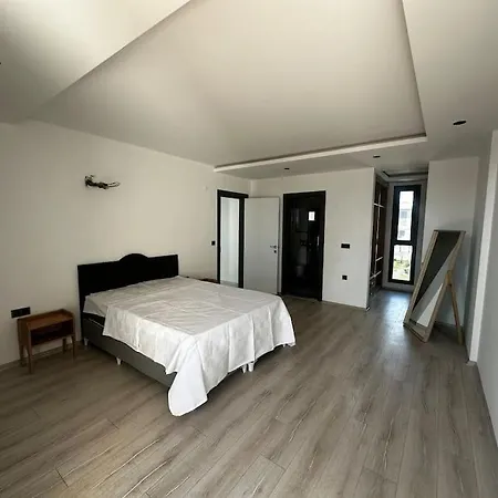 Private Pool For Daily Rent In فيلة كوشاداسيه